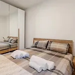 The Nest Between E Bellagio Διαμέρισμα Castelmarte